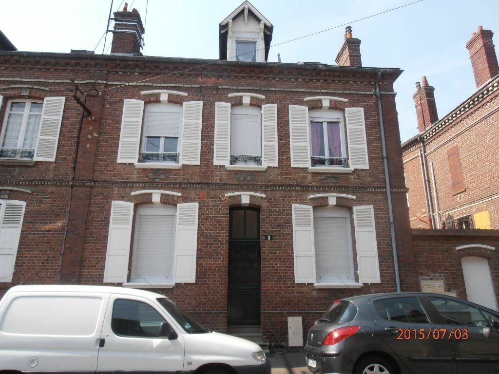 Appartement à louer 1 m2 à Beauvais vignette-4