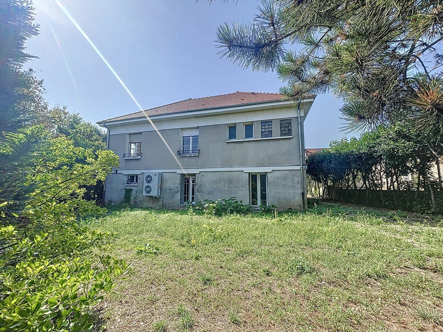Maison à vendre 4 102.01m2 à Bellerive-sur-Allier vignette-1