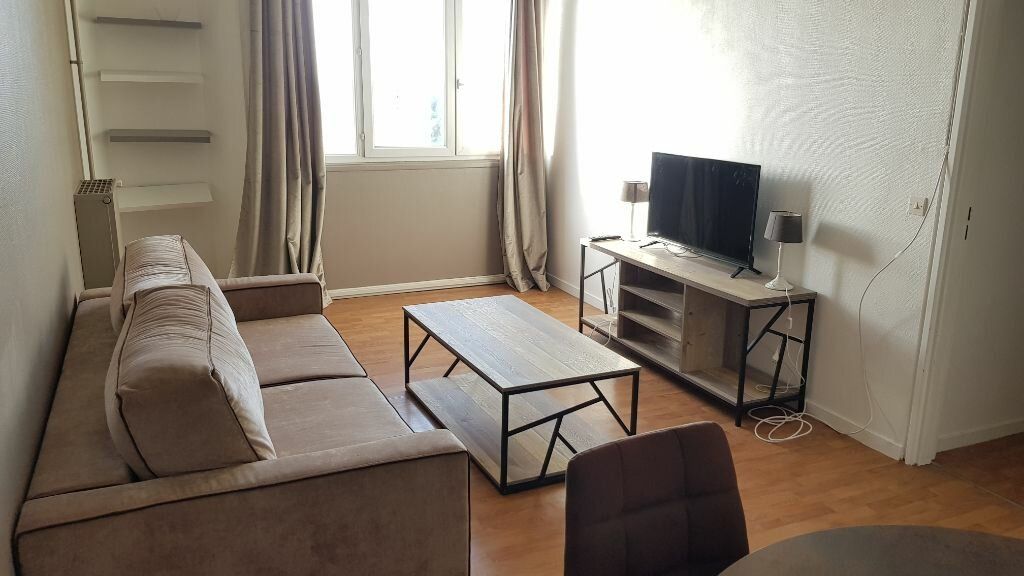 Appartement à louer 2 m2 à Mons-en-Baroeul vignette-1