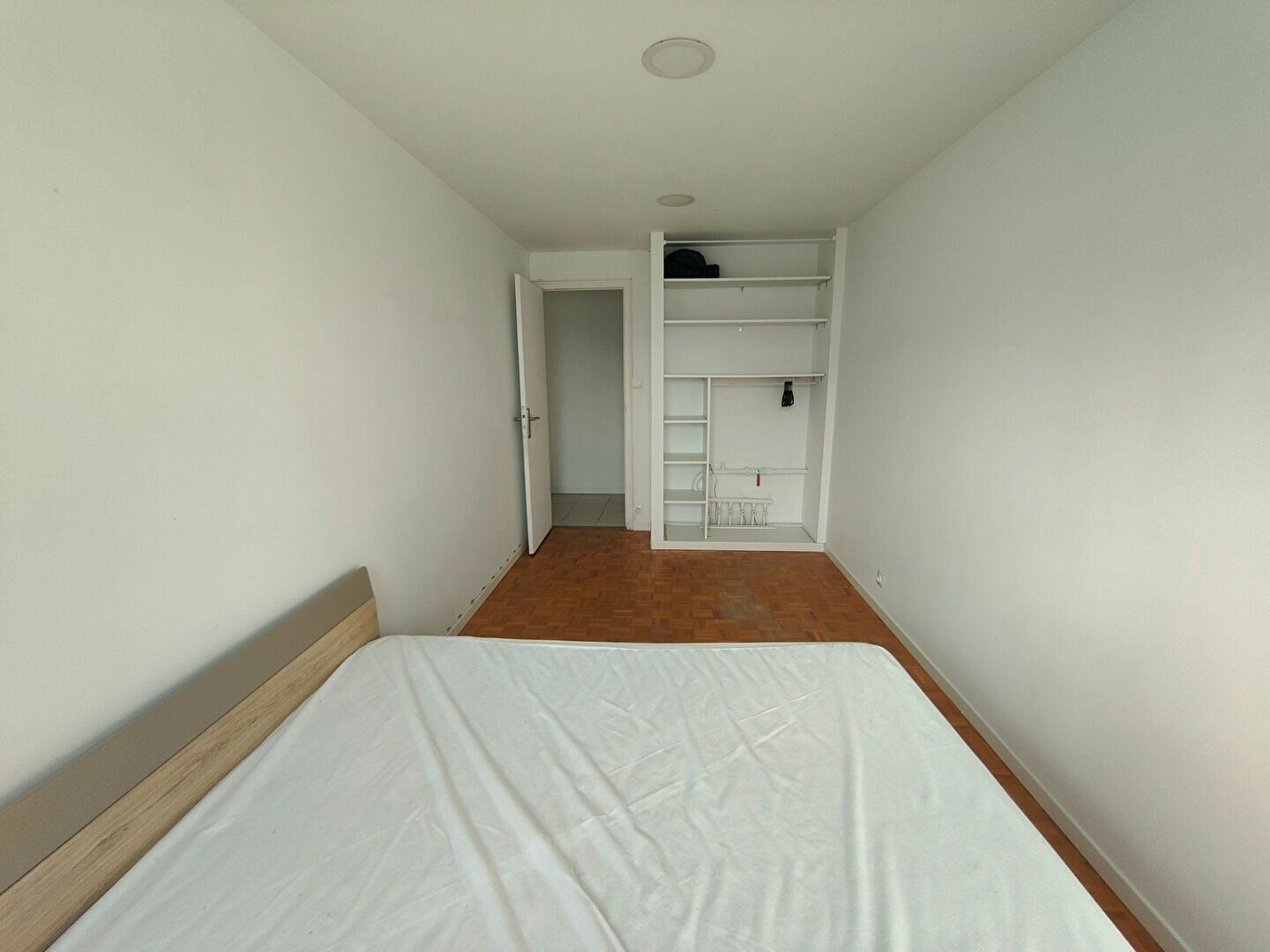 Appartement à louer 3 67.3m2 à Grenoble vignette-9