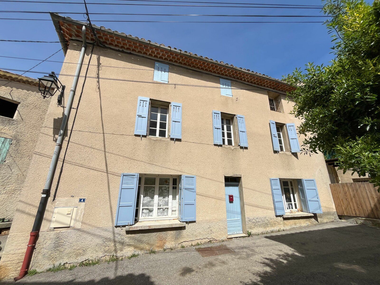 Maison à vendre 4 m2 à Villes-sur-Auzon vignette-1