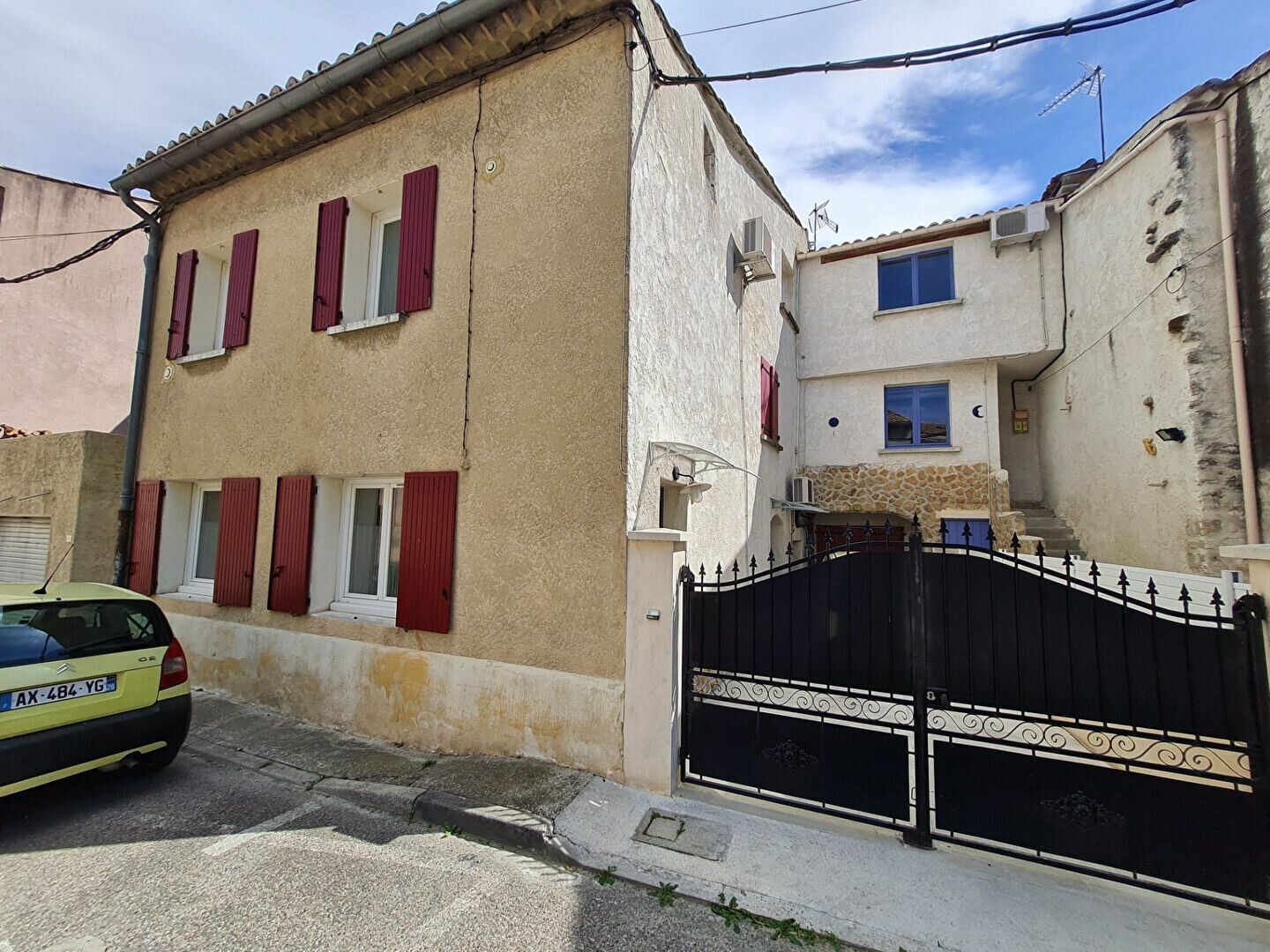 Maison à vendre 7 183m2 à Saint-Just-d'Ardèche vignette-1