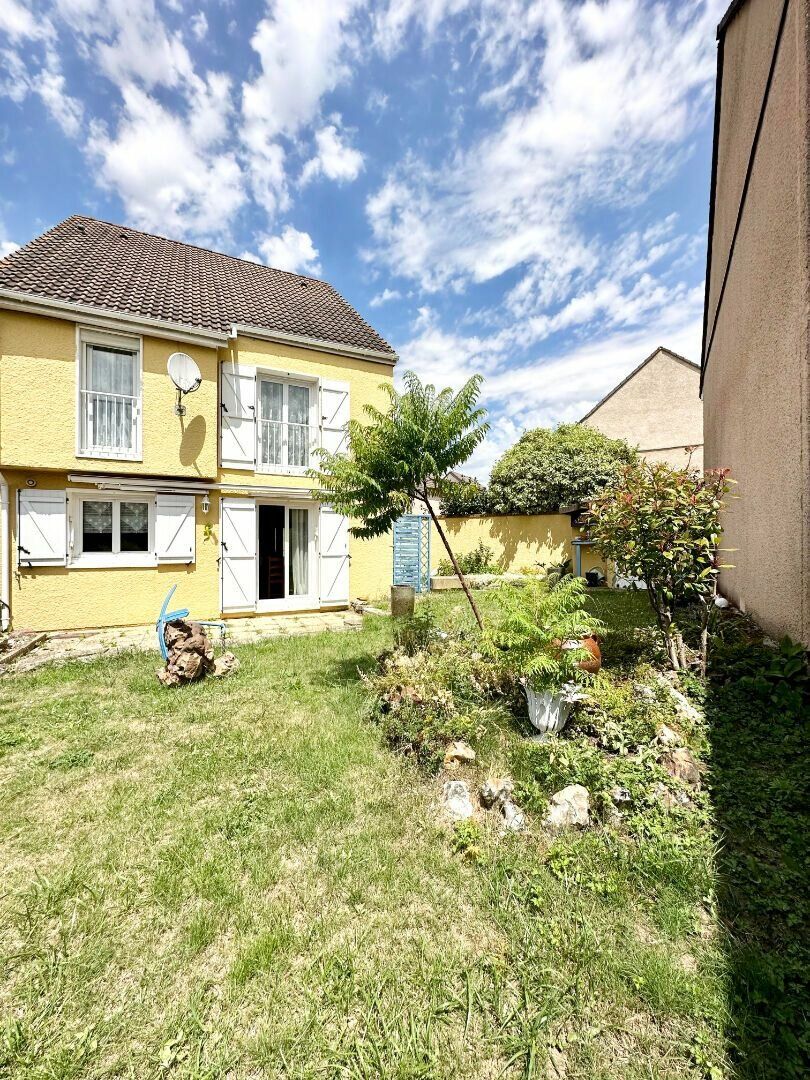 Maison à vendre 4 98m2 à Chartres vignette-1