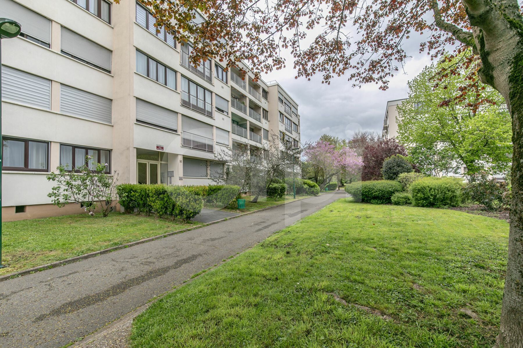 Appartement à vendre 3 61.21m2 à Chennevières-sur-Marne vignette-1