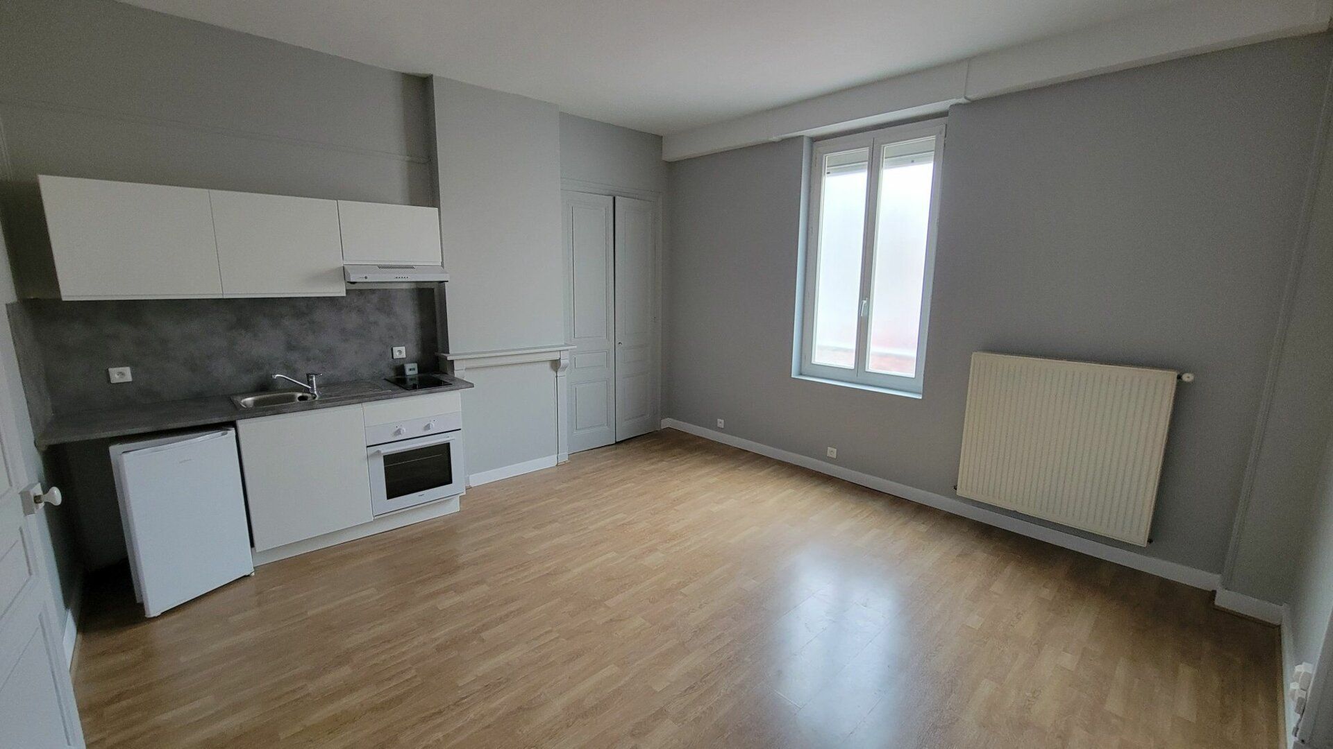 Appartement à louer 2 37.66m2 à Limoges vignette-2