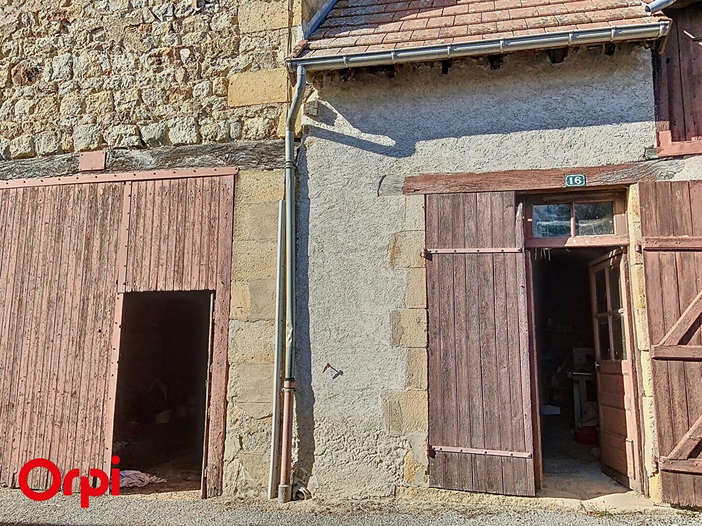 Maison à vendre 6 m2 à Montmarault vignette-15