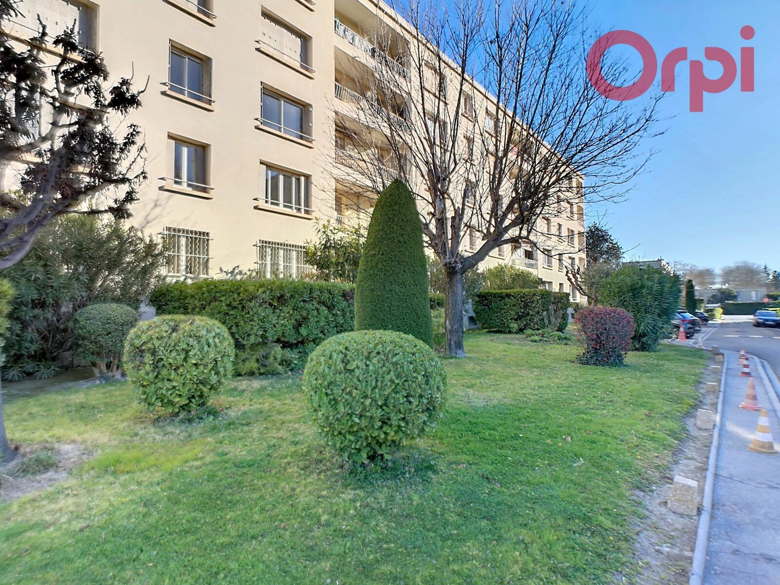 Appartement à vendre 5 68.04m2 à Avignon vignette-3
