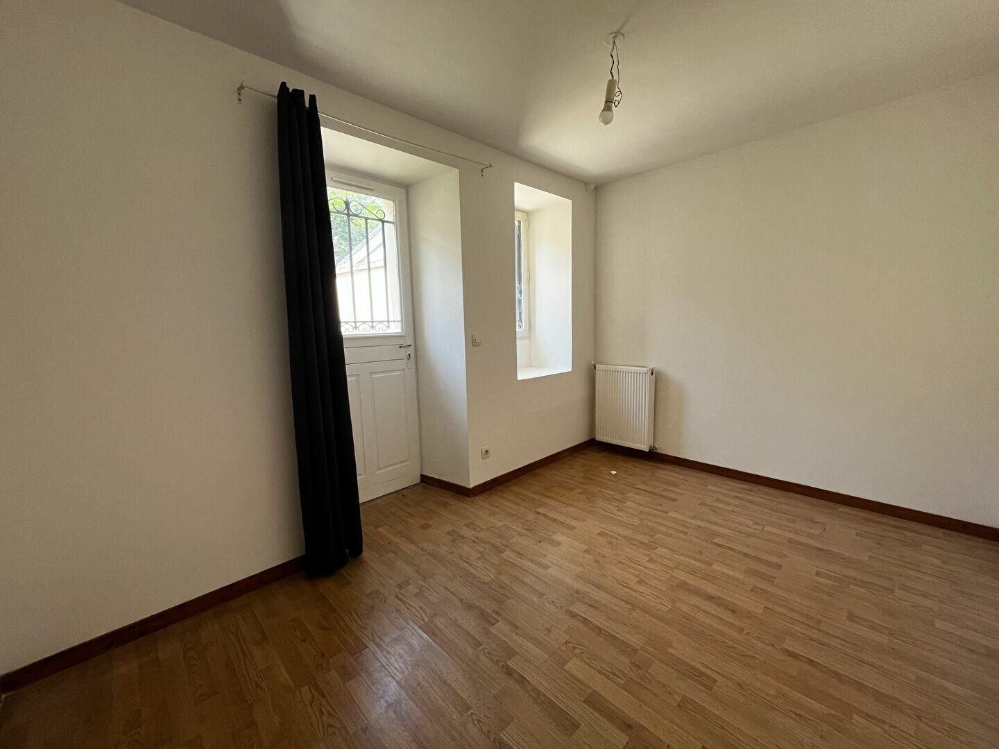 Appartement à louer 2 30.83m2 à Champs-sur-Marne vignette-2