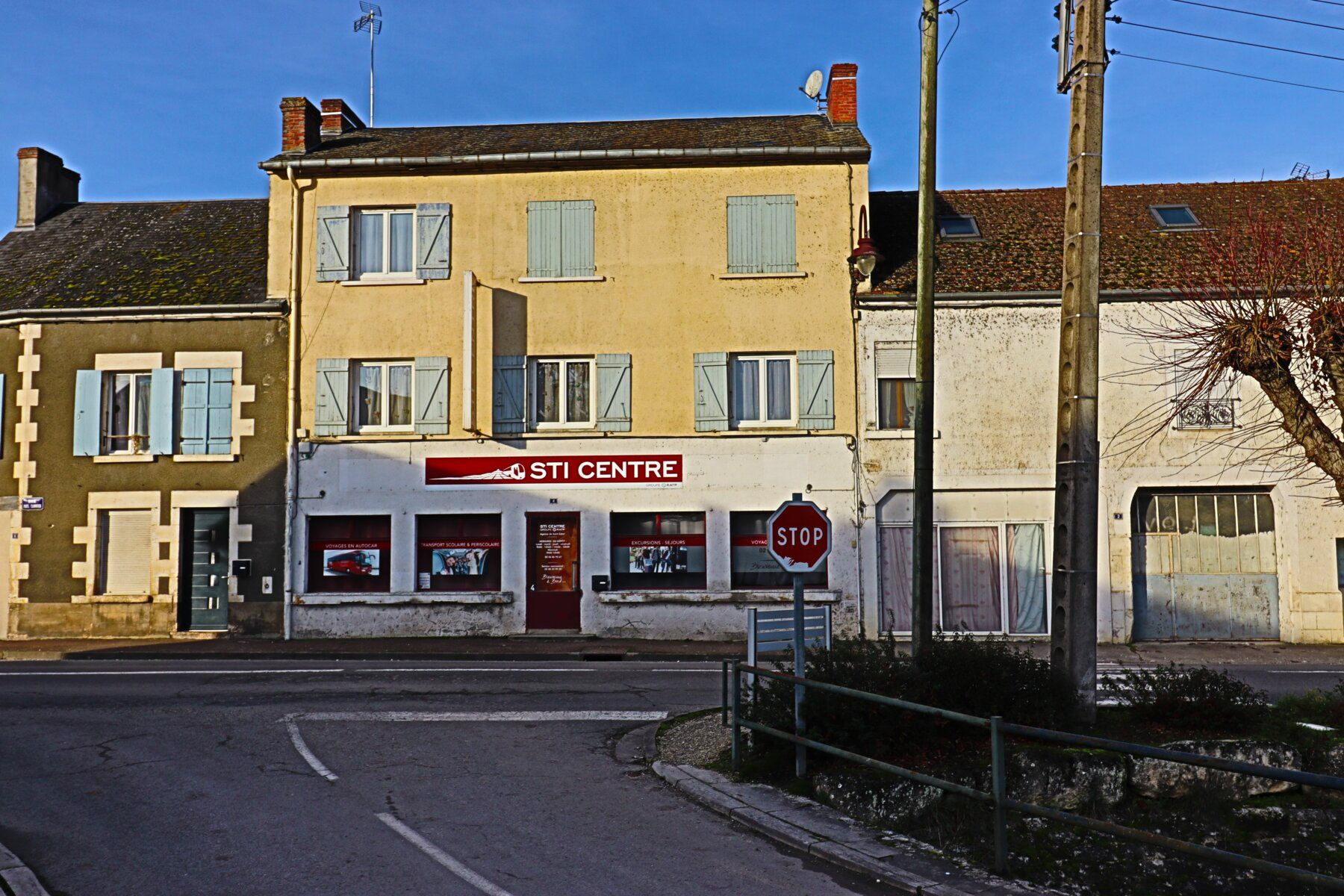 Immeuble à vendre 7 123m2 à Saint-Satur vignette-1