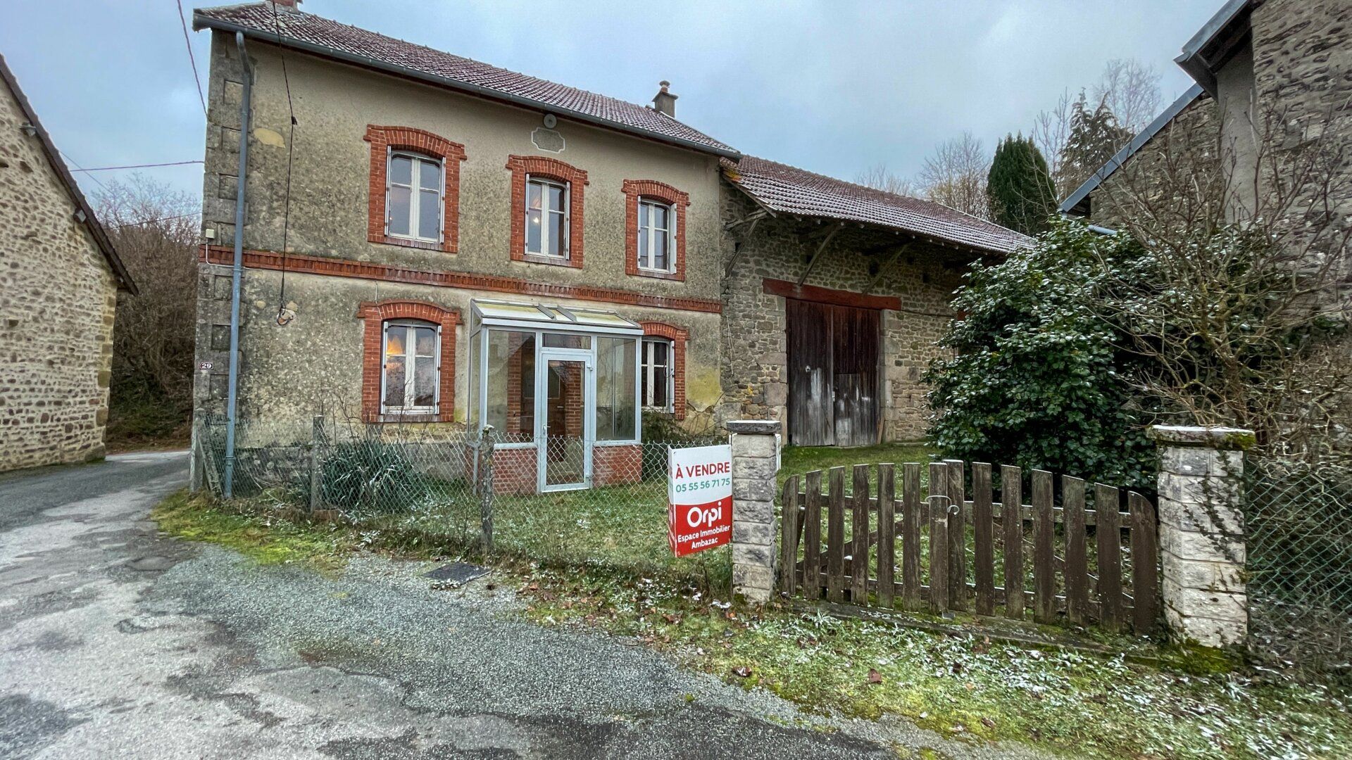 Maison à vendre 5 90m2 à Saint-Goussaud vignette-1
