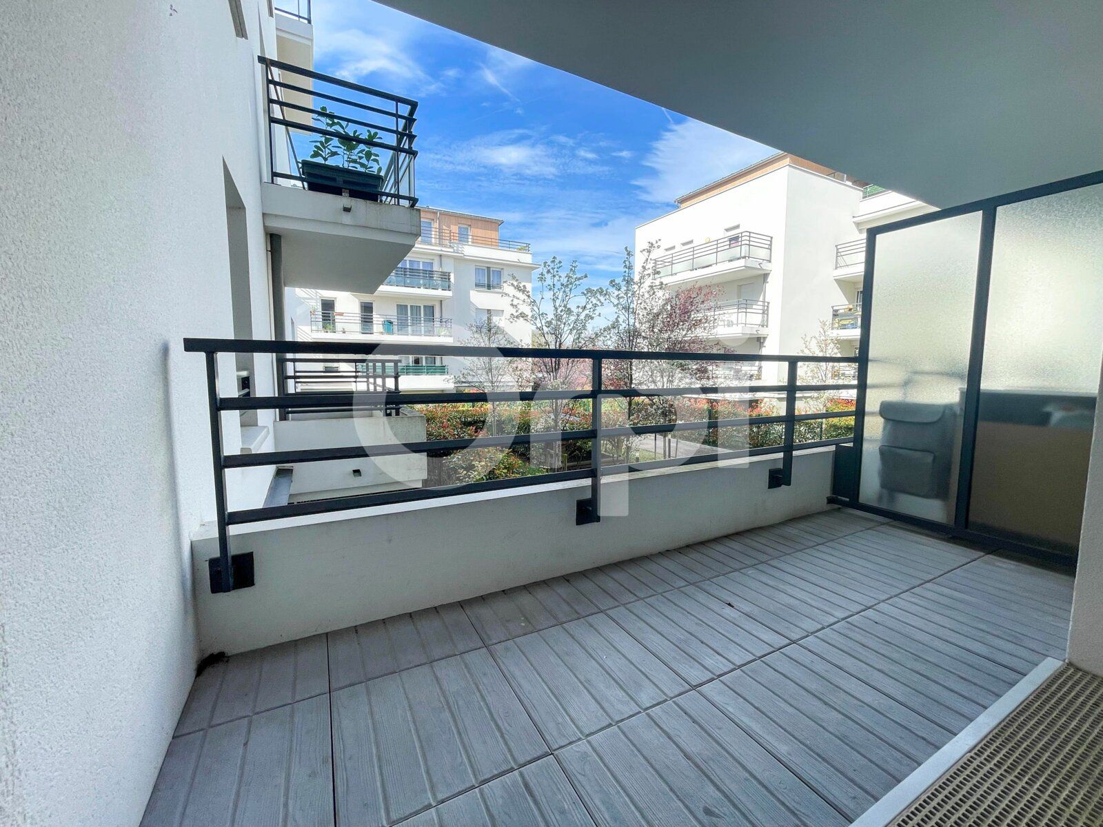 Appartement à vendre 2 m2 à Verneuil-sur-Seine vignette-3