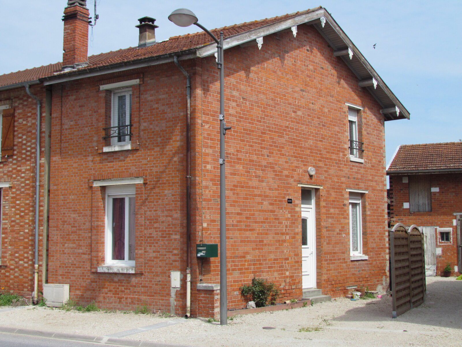 Maison à vendre 9 m2 à Heiltz-le-Maurupt vignette-3