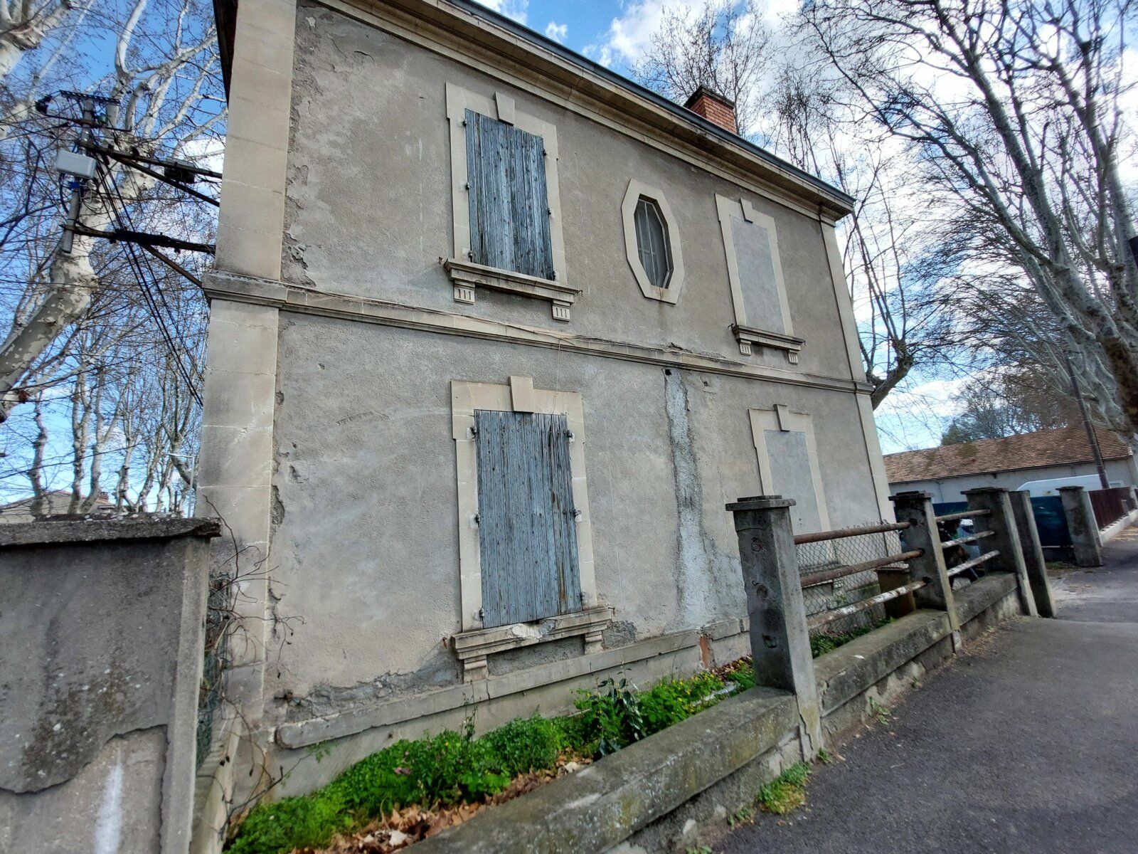 Maison à vendre 5 m2 à Saint-Martin-de-Crau vignette-3