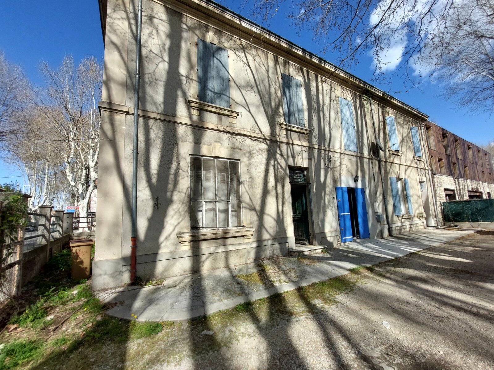 Maison à vendre 5 m2 à Saint-Martin-de-Crau vignette-2