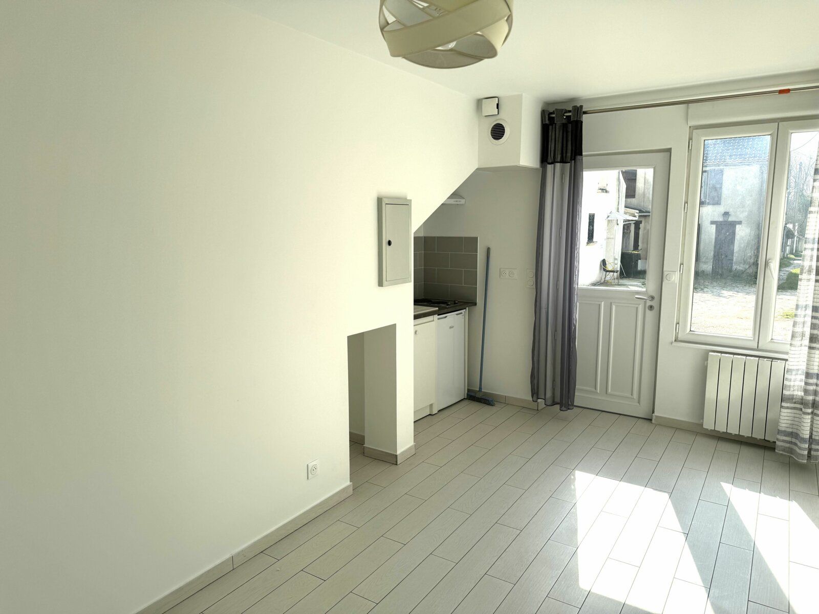 Appartement à louer 1 19.05m2 à Lizy-sur-Ourcq vignette-2