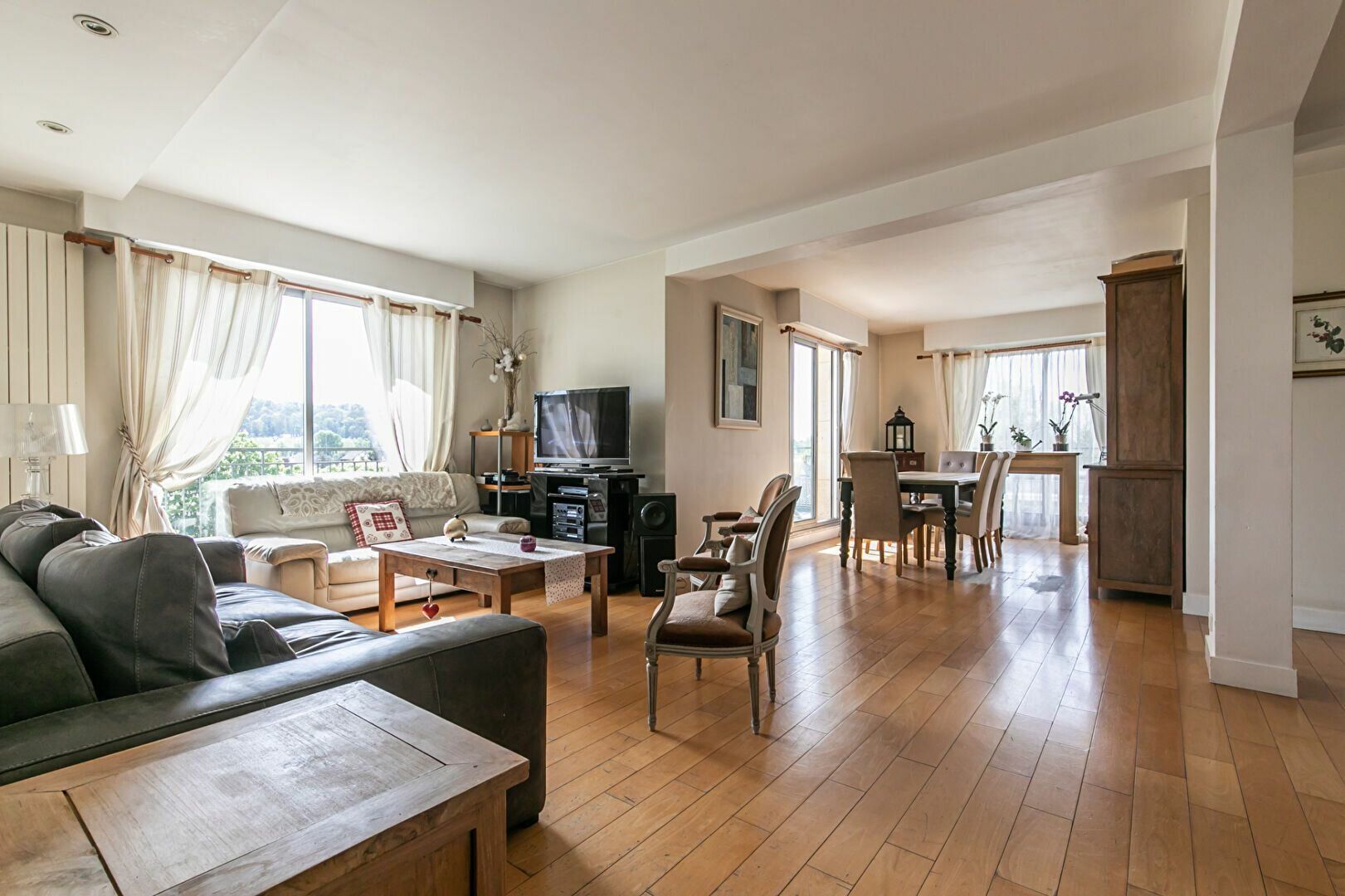 Appartement à vendre 5 138.83m2 à La Varenne - Saint-Maur-des-Fossés vignette-4