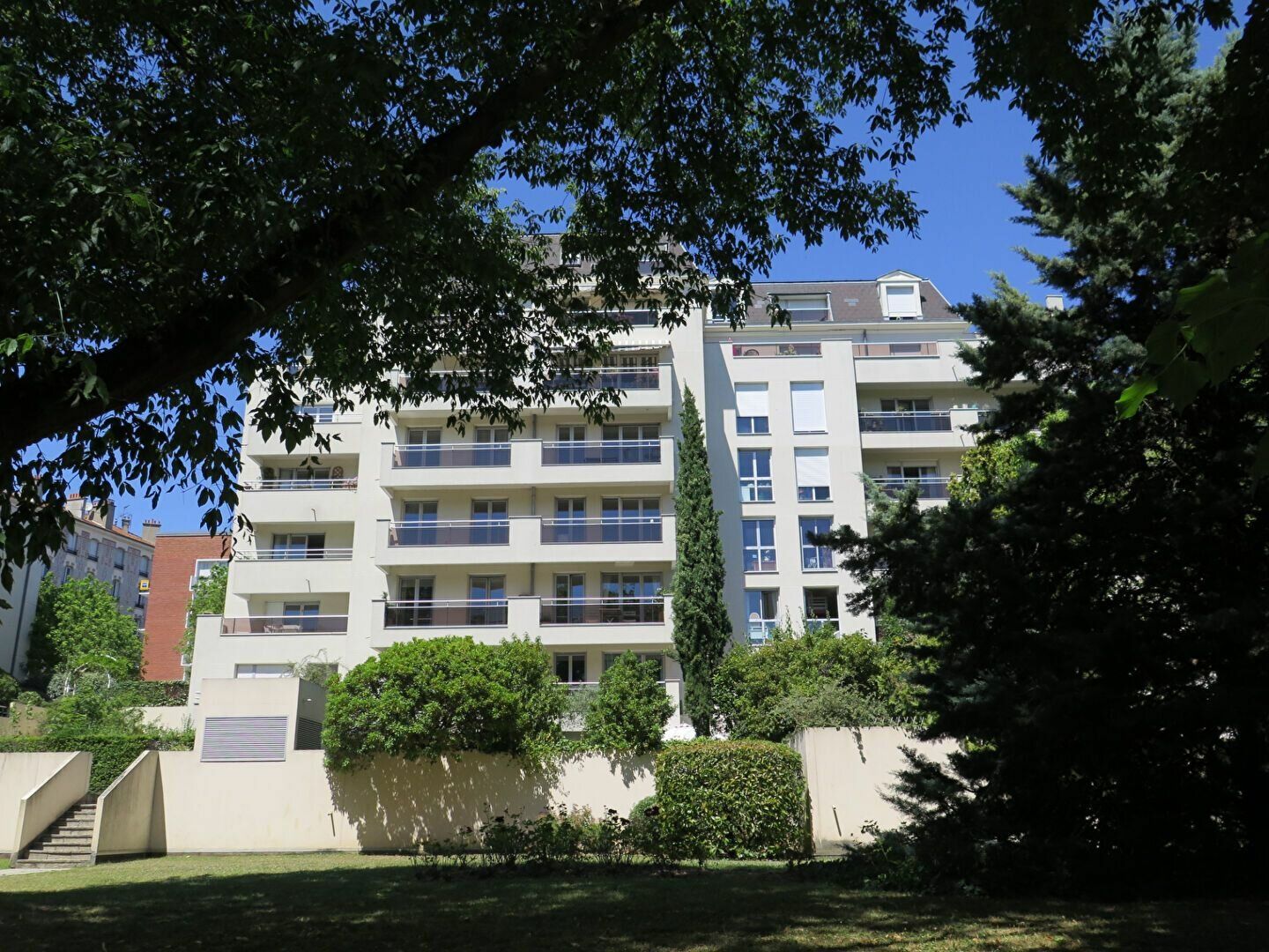 Appartement à louer 1 22.16m2 à Nogent-sur-Marne vignette-1
