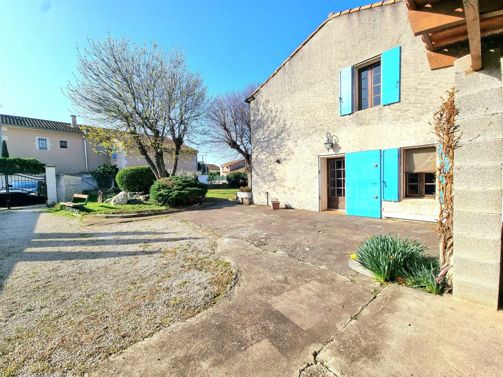 Maison à vendre 7 170m2 à Saint-Martin-de-Crau vignette-4