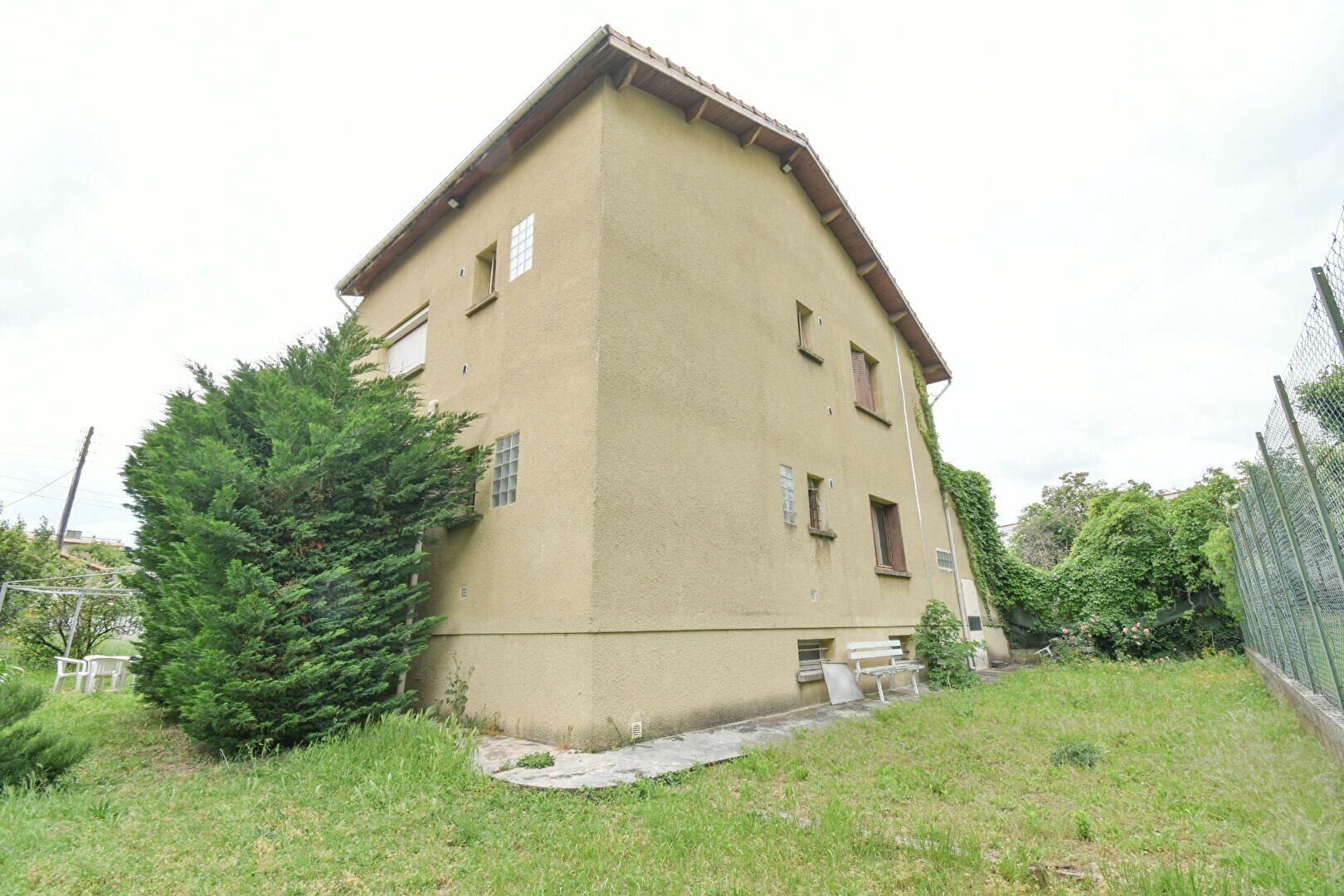Maison à vendre 4 133.5m2 à Bourg-lès-Valence vignette-15