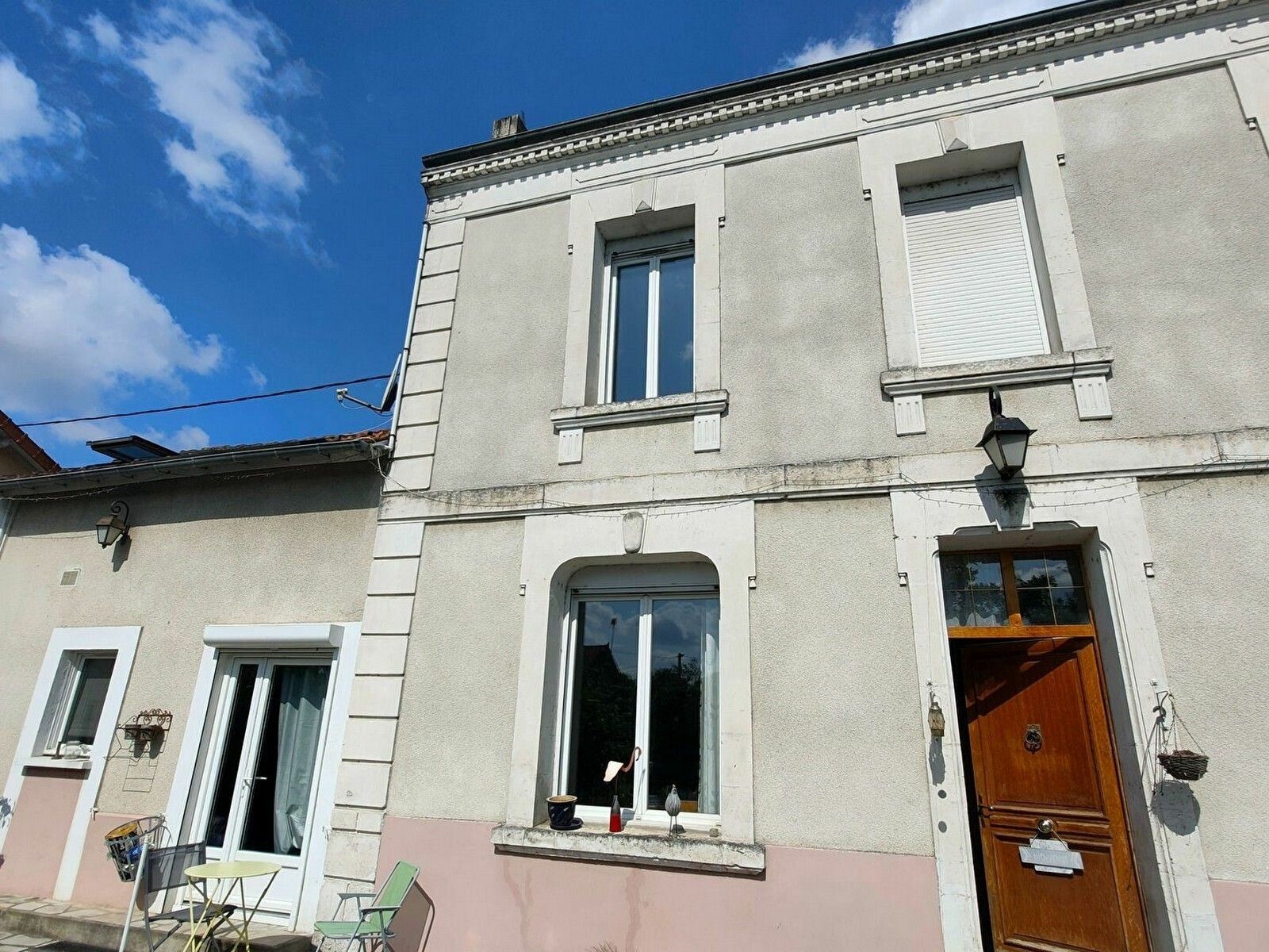 Maison à vendre 5 127m2 à Saint-Yrieix-sur-Charente vignette-1