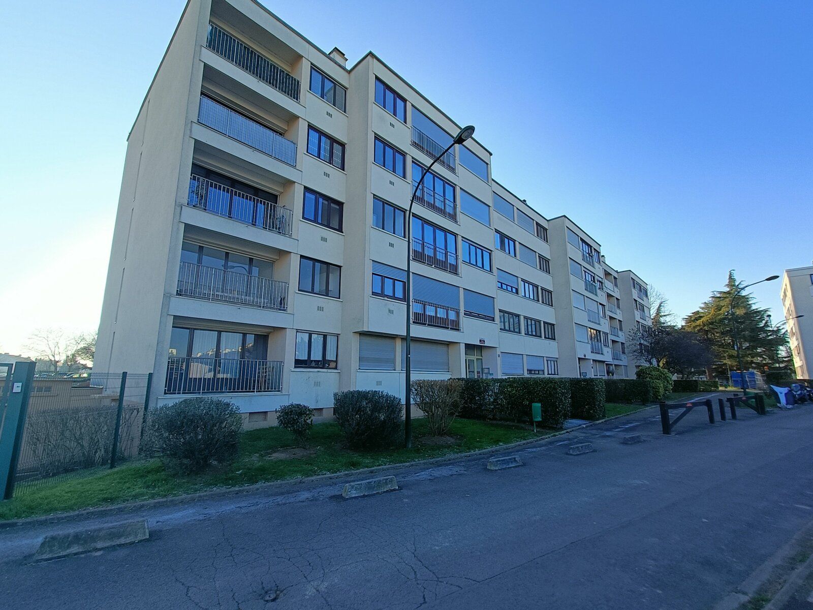 Appartement à vendre 2 43.21m2 à Chennevières-sur-Marne vignette-4