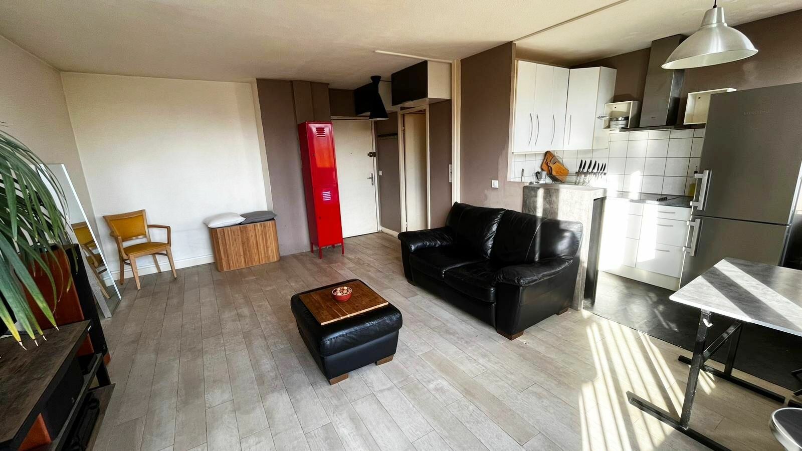 Appartement à vendre 1 30.68m2 à Le Plessis-Trévise vignette-3