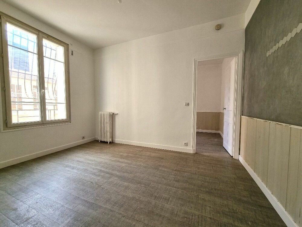 Appartement à vendre 2 34m2 à Ivry-sur-Seine vignette-1