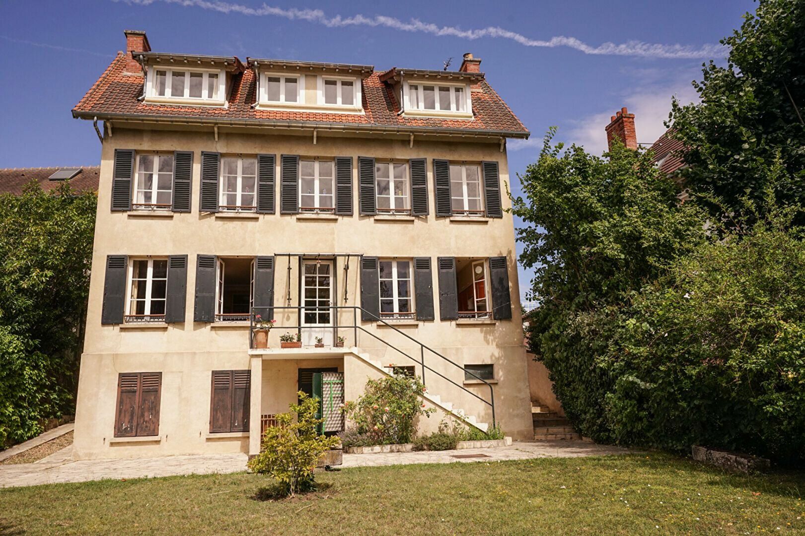 Maison à vendre 7 0m2 à Verneuil-sur-Seine vignette-1
