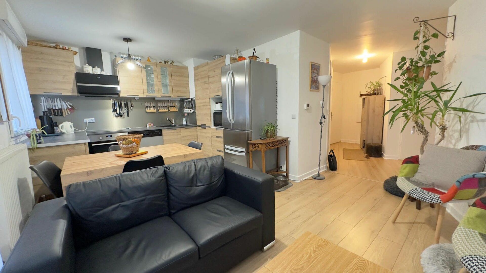 Appartement à vendre 4 69.1m2 à Neuilly-sur-Marne vignette-1
