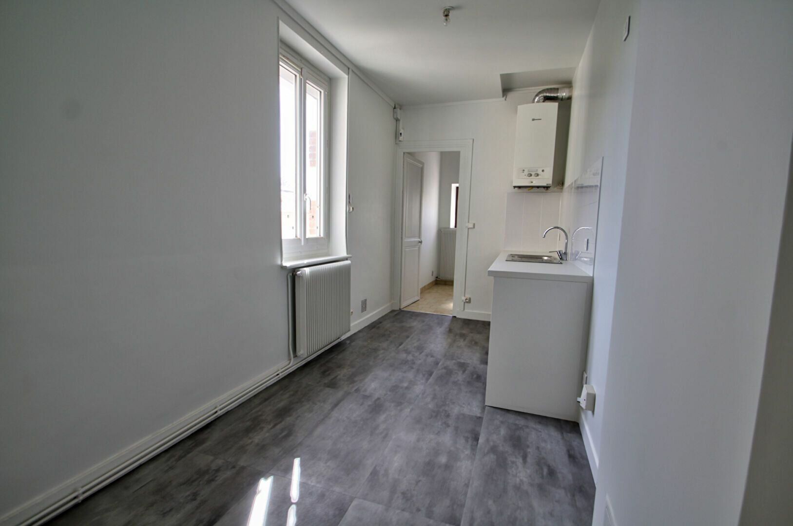 Appartement à vendre 3 57.4m2 à Saint-Jean-de-la-Ruelle vignette-4