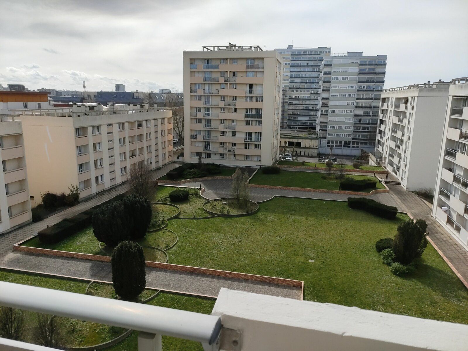 Appartement à louer 4 m2 à Le Havre vignette-1