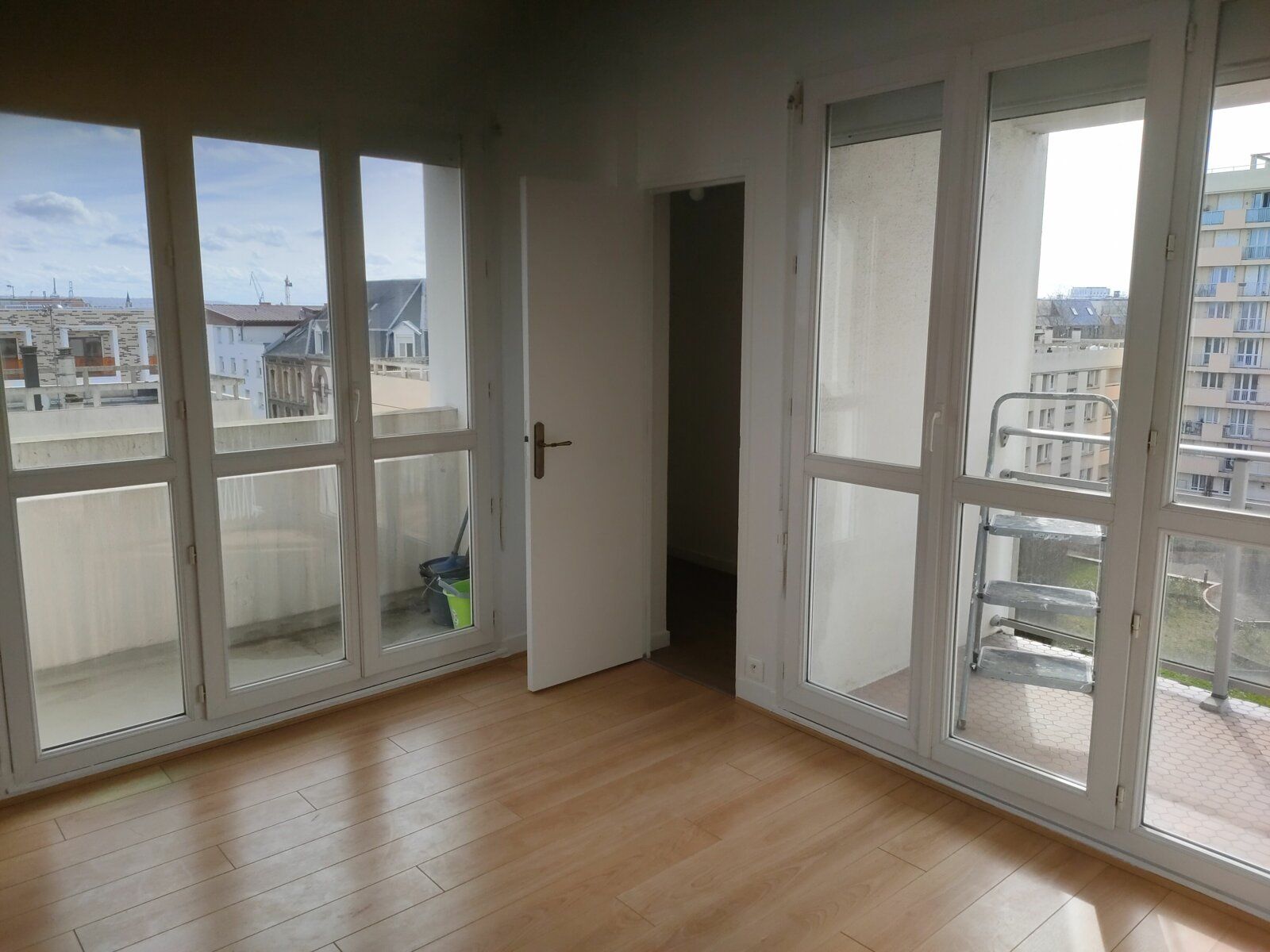 Appartement à louer 4 m2 à Le Havre vignette-3