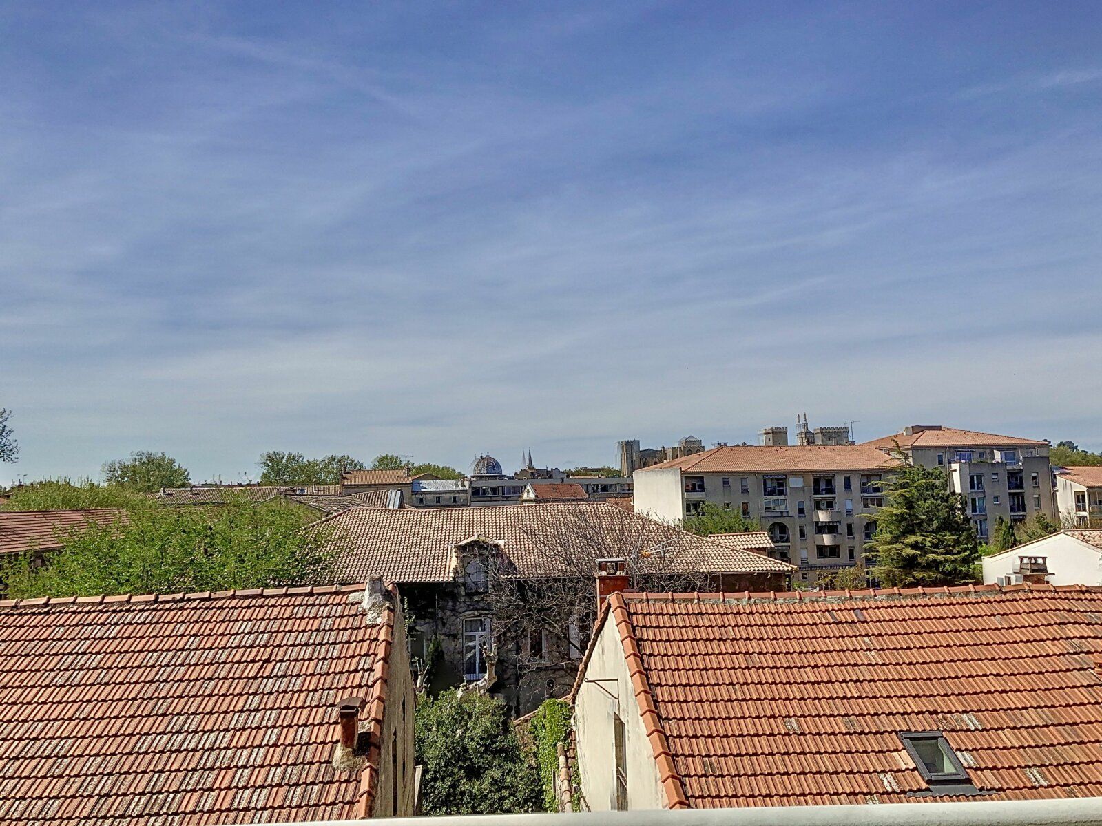 Appartement à louer 3 74.49m2 à Avignon vignette-1