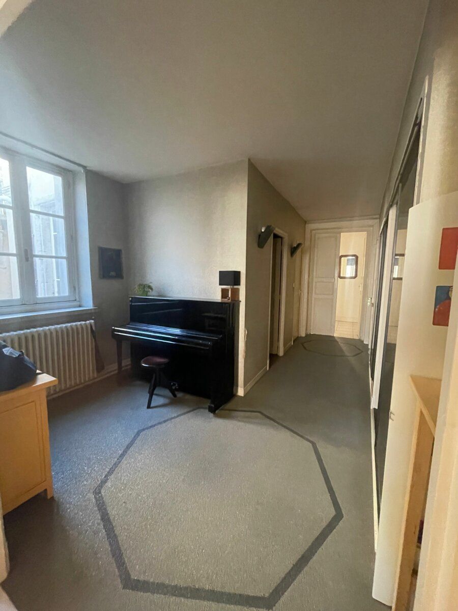 Appartement à vendre 4 m2 à Carcassonne vignette-5