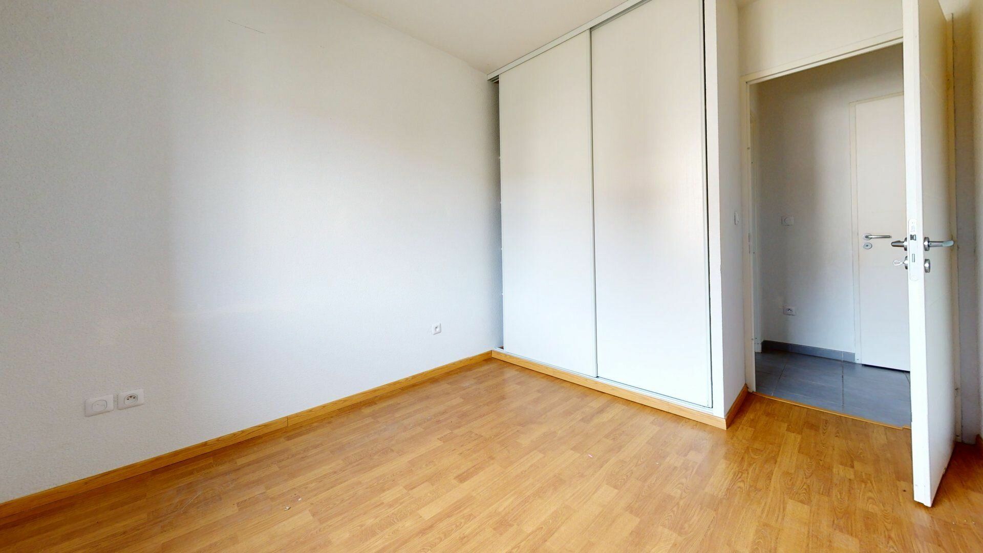 Appartement à vendre 3 58.55m2 à Saint-Geniès-Bellevue vignette-6
