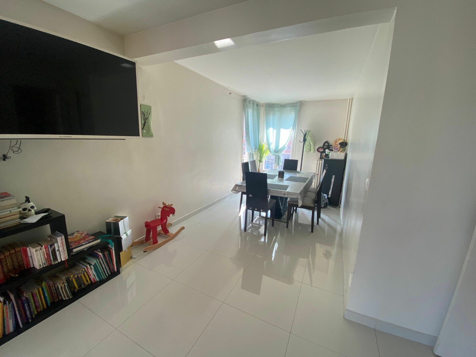 Appartement à vendre 4 70.25m2 à Joinville-le-Pont vignette-2