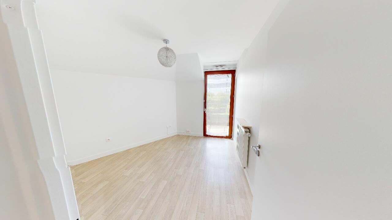 Appartement à vendre 3 64.48m2 à Neuilly-sur-Marne vignette-9