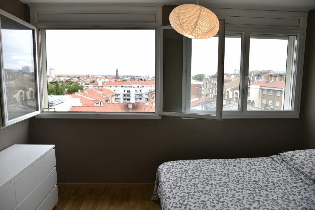 Appartement à louer 4 82.9m2 à Toulouse vignette-18