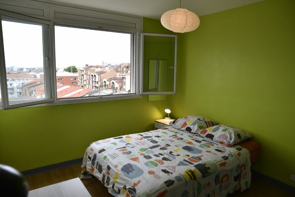 Appartement à louer 4 82.9m2 à Toulouse vignette-6