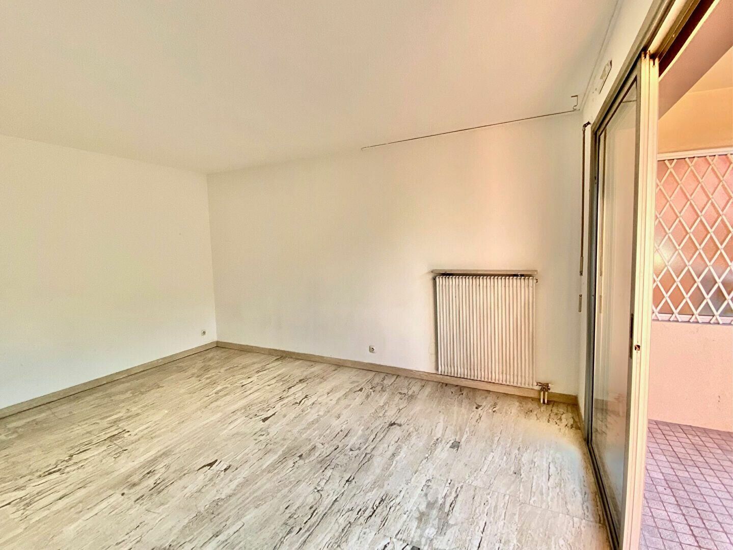 Appartement à vendre 1 22.3m2 à Mandelieu-la-Napoule vignette-6