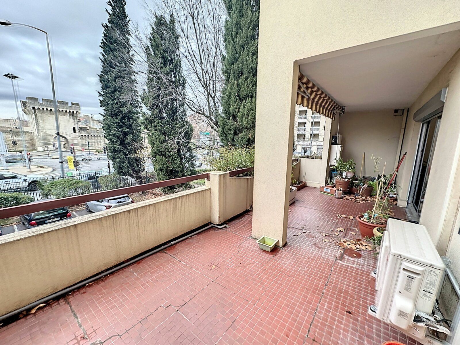 Appartement à vendre 2 61m2 à Avignon vignette-2