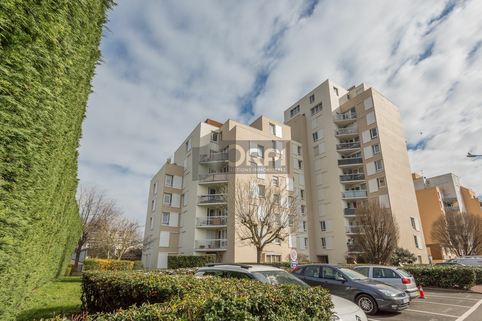 Appartement à vendre 3 67m2 à Neuilly-sur-Marne vignette-1