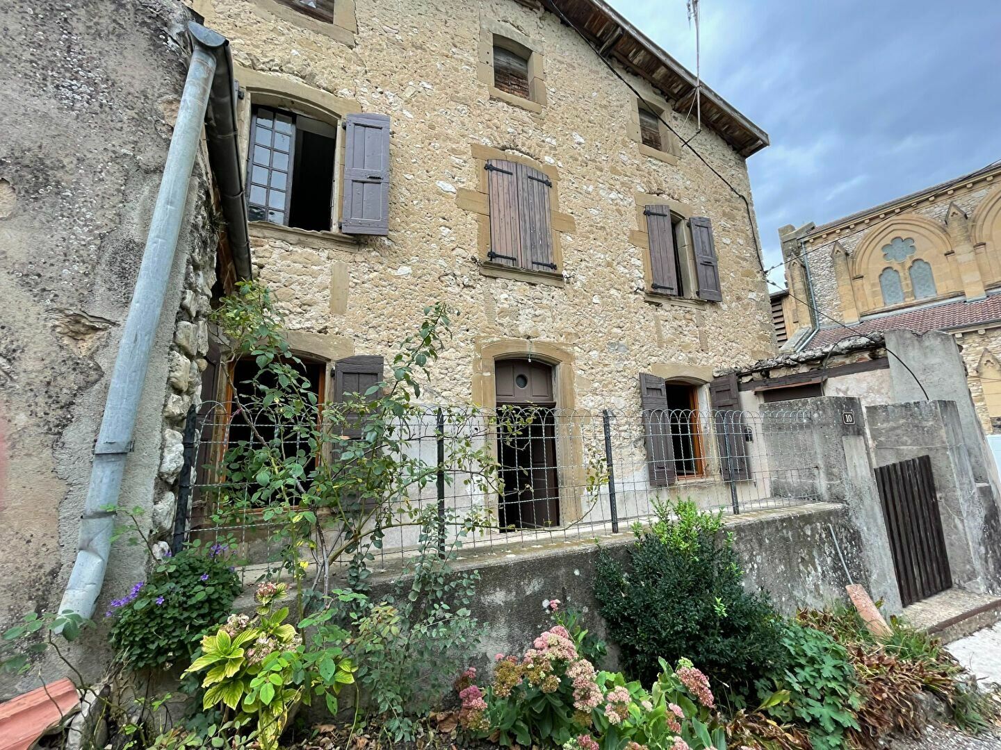 Maison à vendre 4 131m2 à Châteauneuf-sur-Isère vignette-2