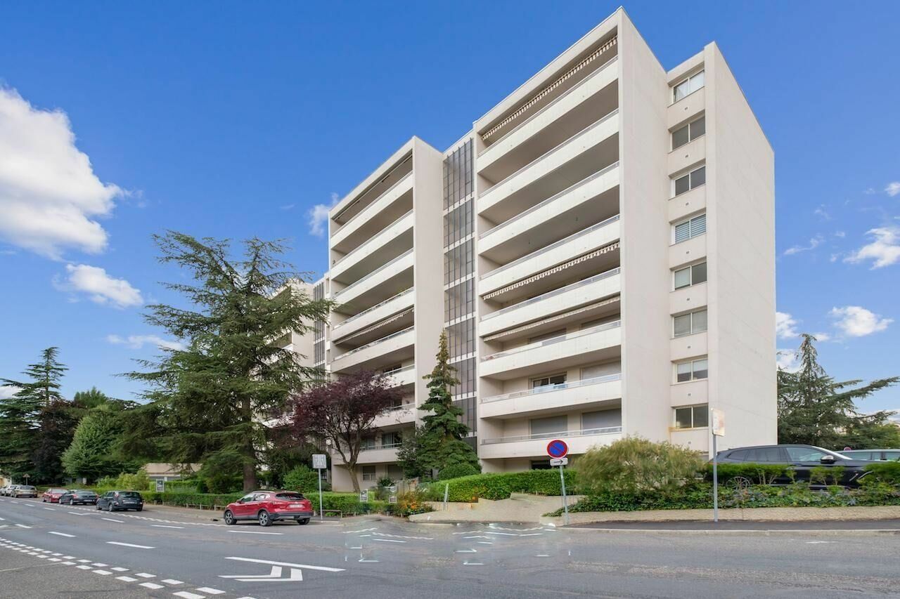 Appartement à vendre 5 137.25m2 à Sainte-Foy-lès-Lyon vignette-19