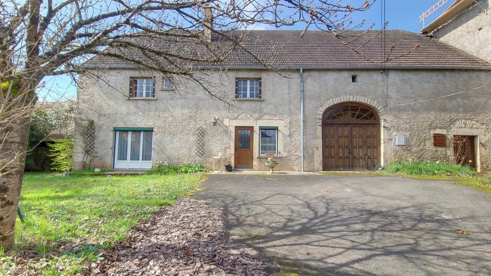 Maison à vendre 6 159.23m2 à Broye-Aubigney-Montseugny vignette-2