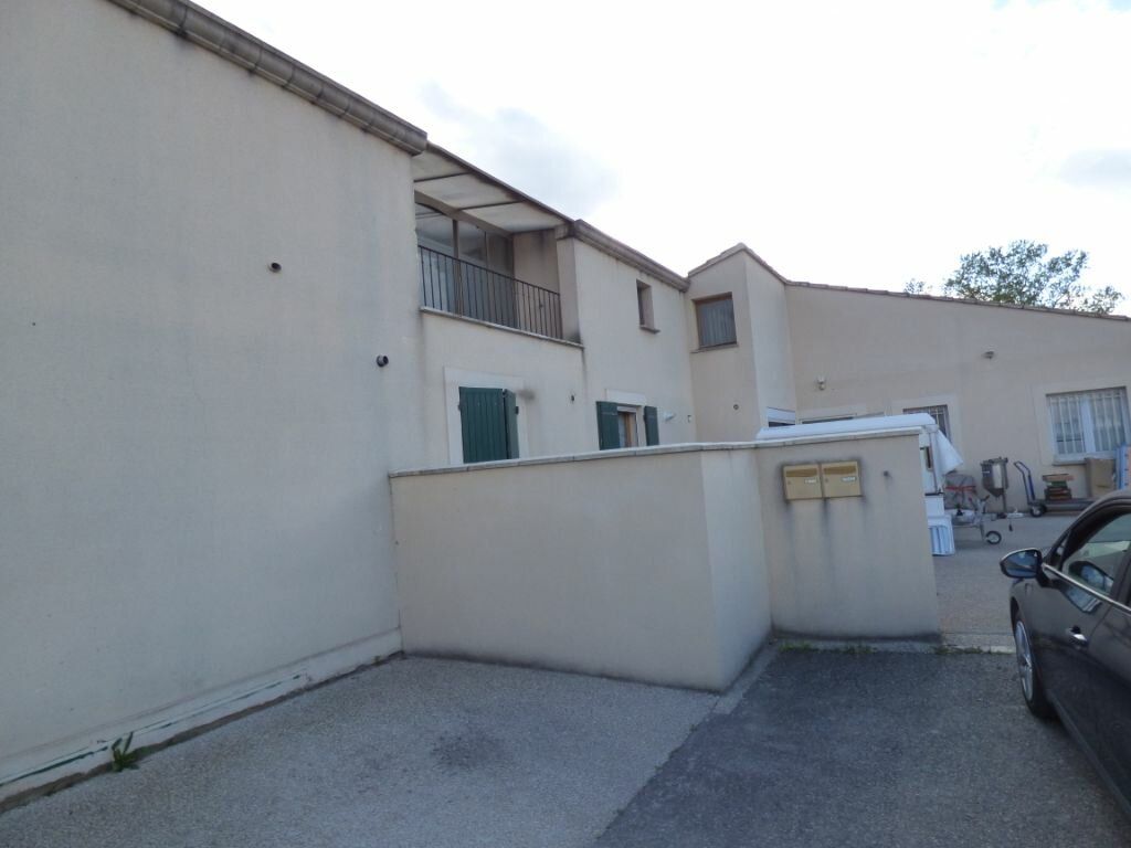 Maison à vendre 4 350m2 à Morières-lès-Avignon vignette-4