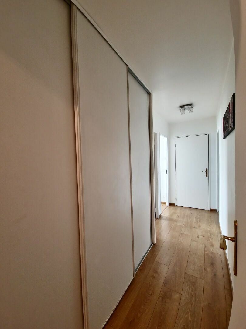 Appartement à vendre 4 83m2 à Neuilly-sur-Marne vignette-7