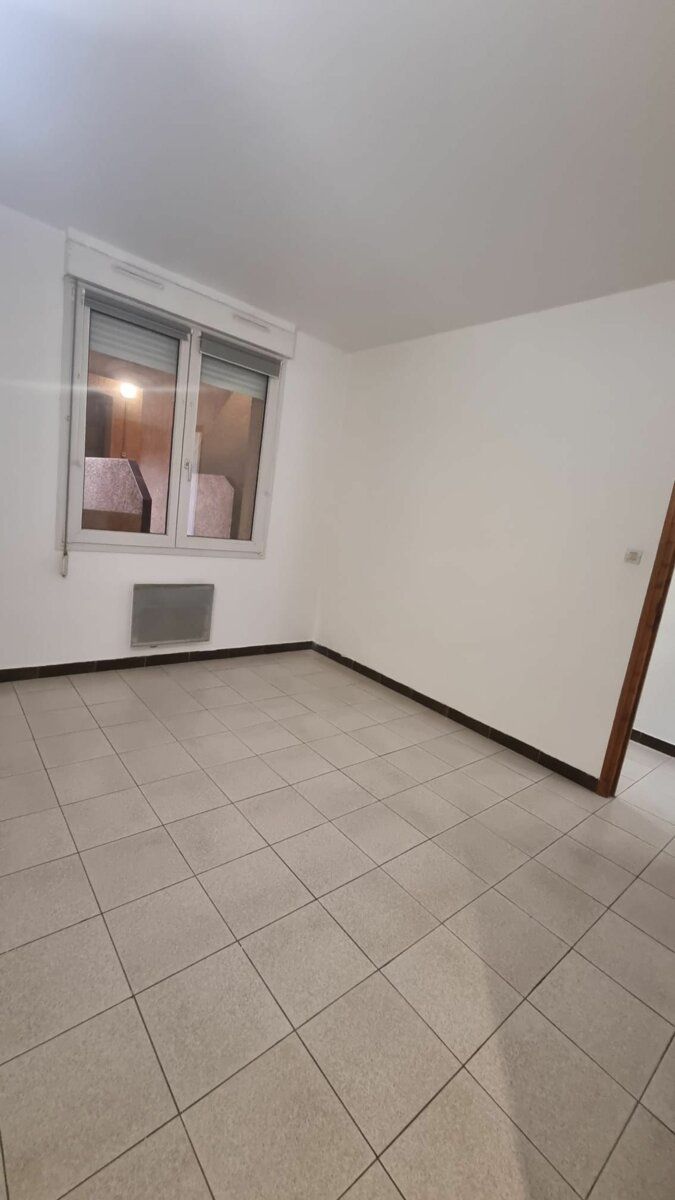 Appartement à louer 2 42.57m2 à Beaumont-de-Lomagne vignette-5
