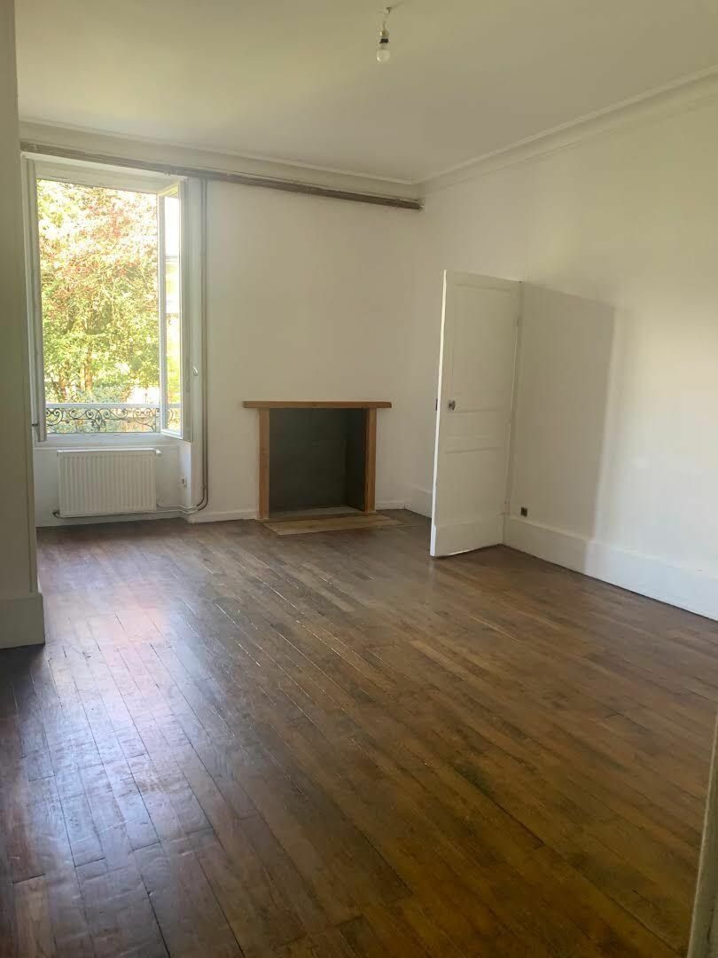 Appartement à vendre 2 58m2 à Nevers vignette-2