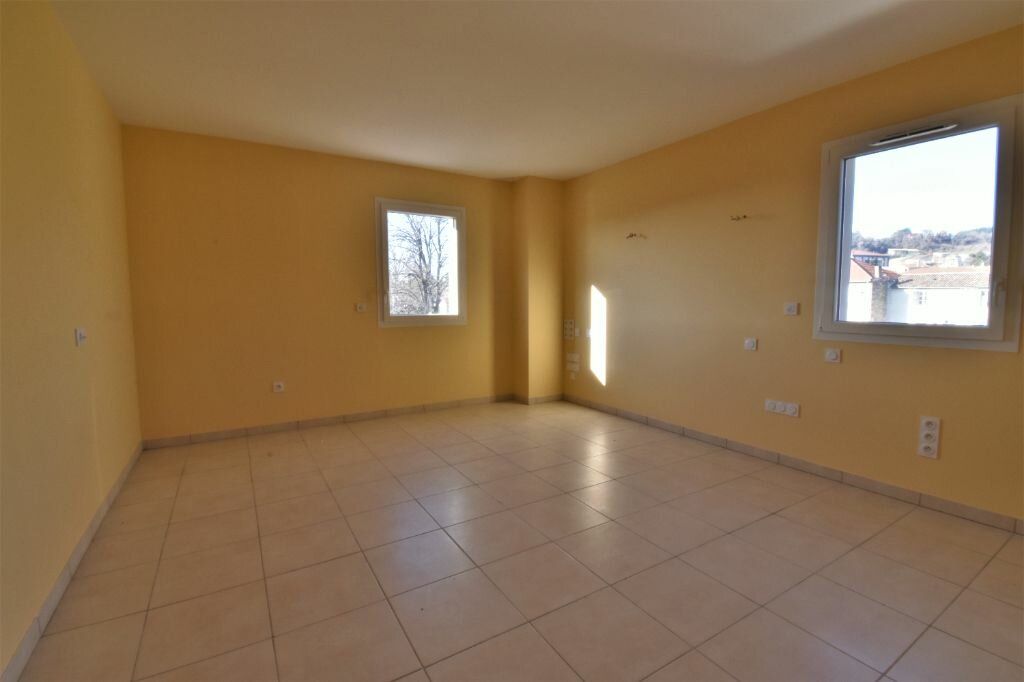 Appartement à vendre 3 139m2 à Saint-Donat-sur-l'Herbasse vignette-9